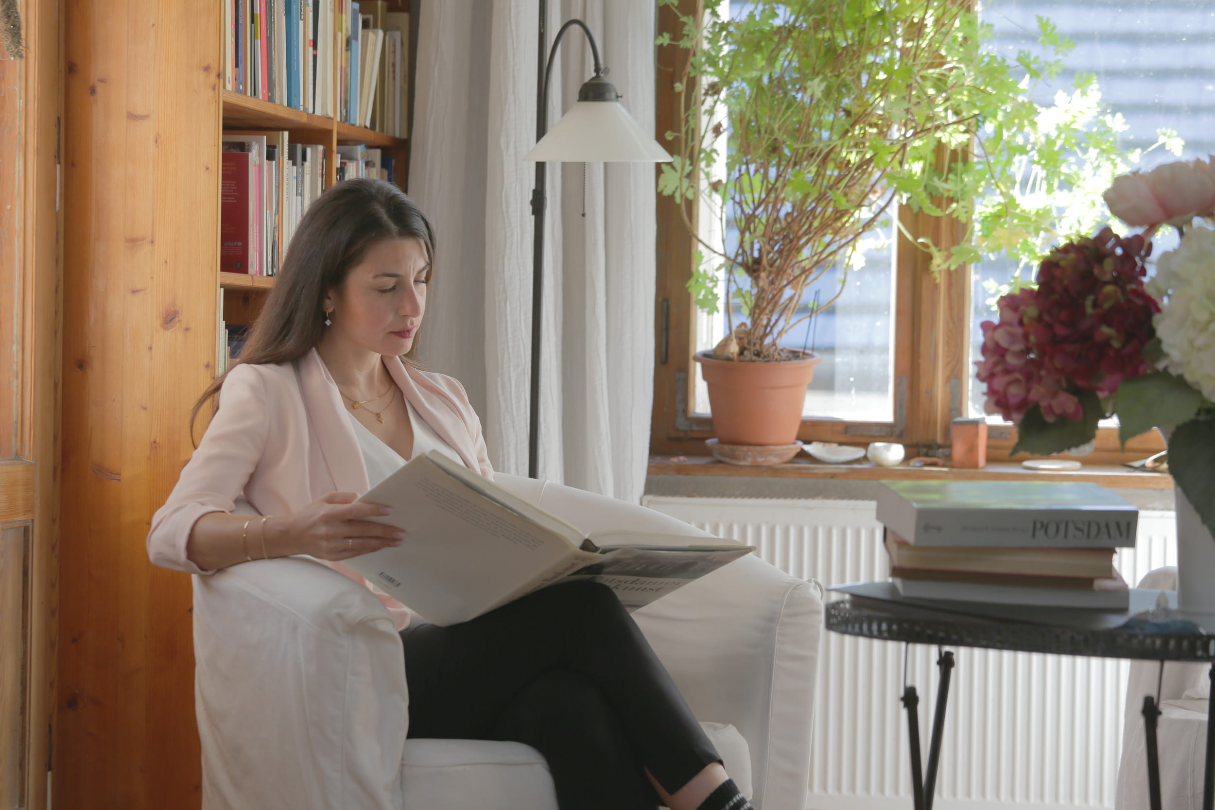 immobilienberater-potsdam-nadine-guenther-lesend