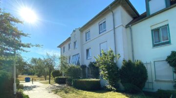 Bezugsfreie Wohnung mit Südbalkon & Tiefgarage am Landschaftsschutzgebiet, 14550 Groß Kreutz, Etagenwohnung