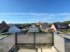 Bezugsfreie Wohnung mit Südbalkon & Tiefgarage am Landschaftsschutzgebiet - Balkon mit idylischem Blick