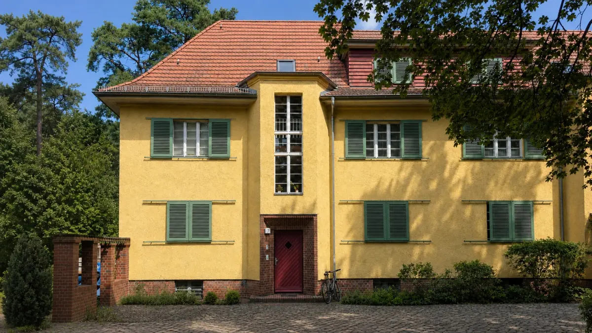 01_Außenansicht_Hauseingang