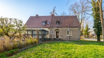 Sanierungsbedürftige Doppelhaushälfte mit großem Garten in Potsdam-Bornim, 14469 Potsdam, Doppelhaushälfte