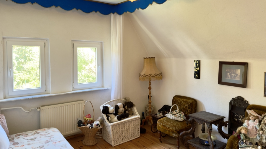 Schlafzimmer 1