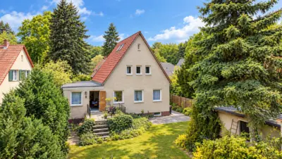 Haus + Bungalow mit vielen Gestaltungsmöglichkeiten & weiterem Baufeld in Potsdam, 14478 Potsdam, Einfamilienhaus