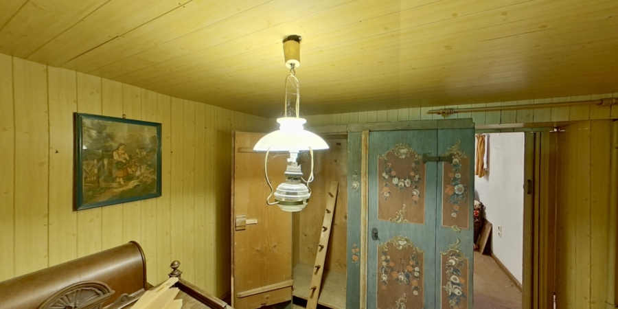 Durchgangsraum im Keller