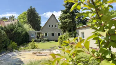 EFH mit zusätzlichem Bungalow, weiterem Baufeld am Wald in Potsdam, 14478 Potsdam, Einfamilienhaus
