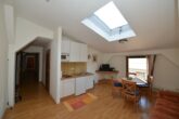 ETW im Herzen von Babelsberg mit verschiedenen Nutzungsmöglichkeiten - Küche und Essbereich - Appartement Sonne