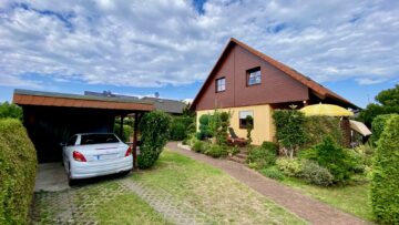 Verkauft – Freistehendes Einfamilienhaus mit 5 Zimmern und großzügigem Garten, 14776 Brandenburg an der Havel, Einfamilienhaus