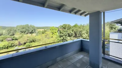 *Reserviert* Wohnen wie im Reihenhaus – mit Terrasse, Souterrain und Grünblick, 14558 Nuthetal, Etagenwohnung