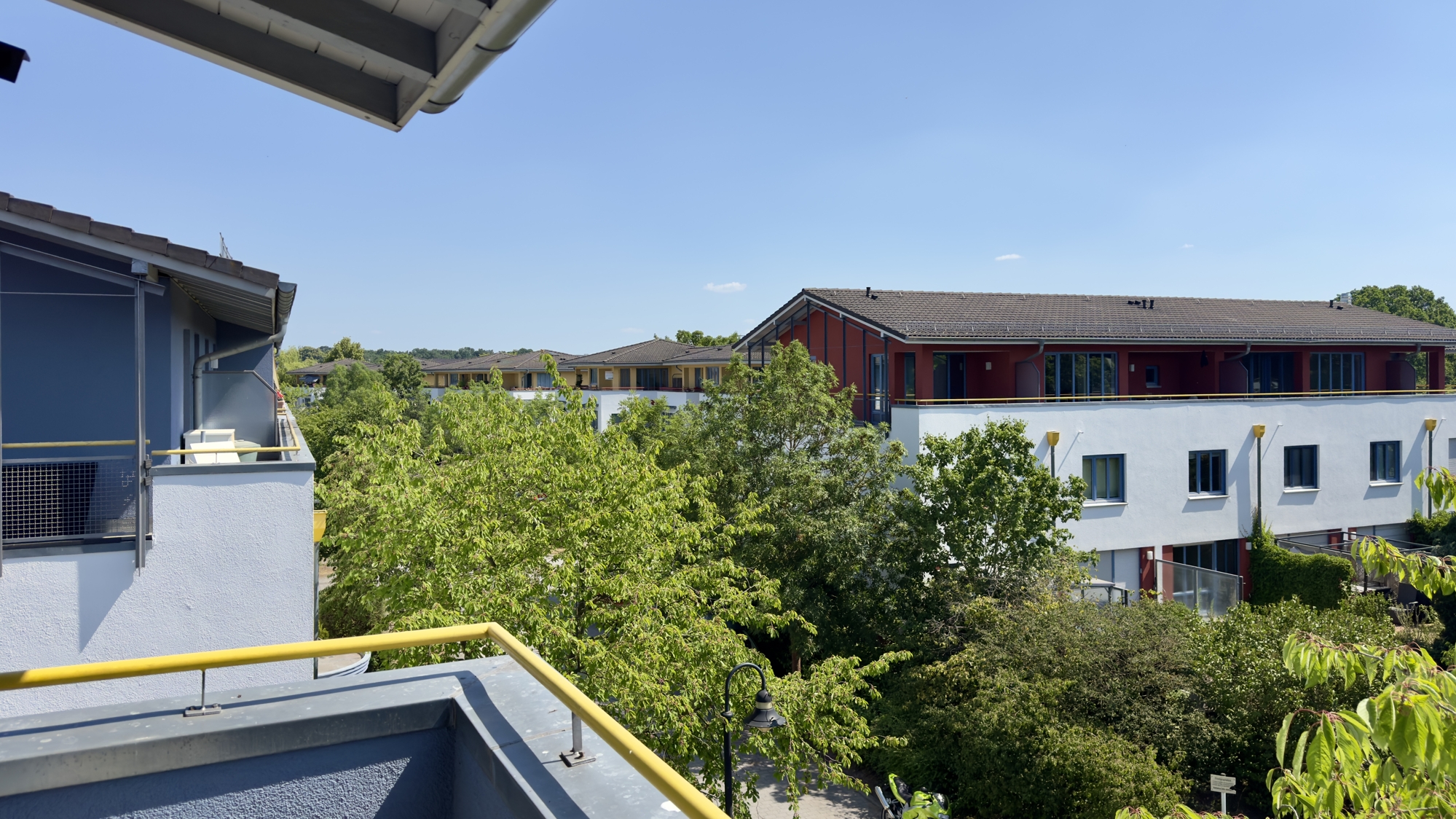 Ausblick von der Terrasse beim Schlafzimmerfenster
