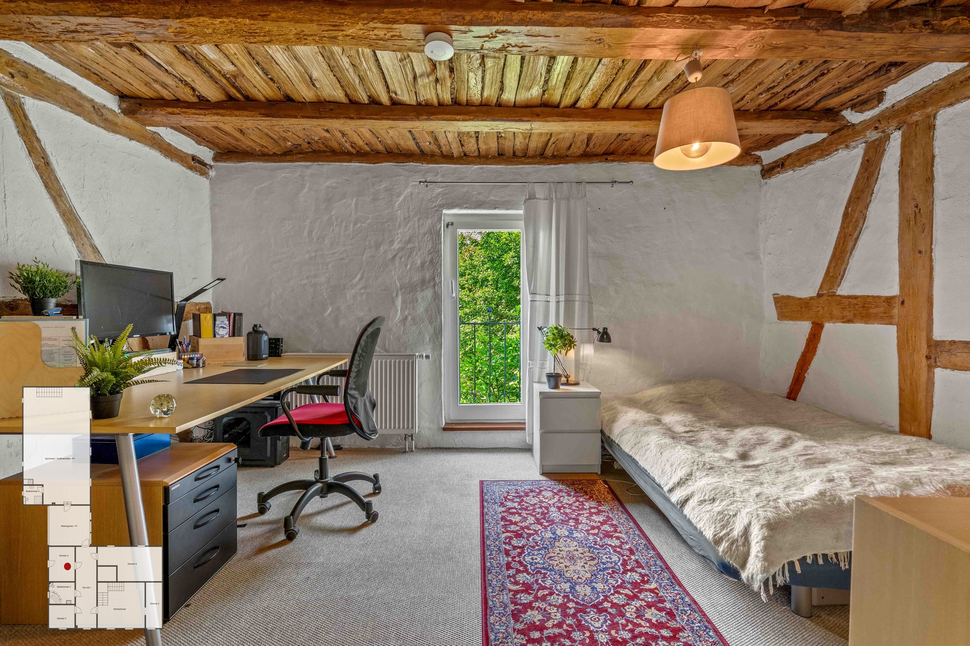 Schlafzimmer 1 O