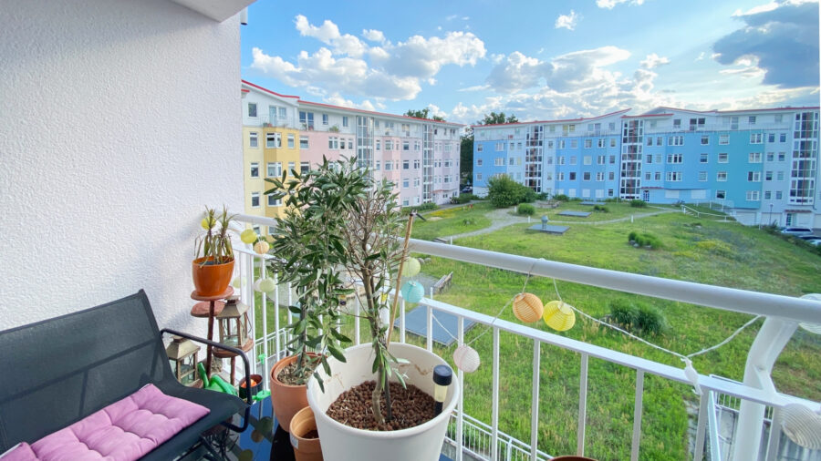 vermietete Balkonwohnung mit Fahrstuhl & Stellplatz im familienfreundlichen Wohnensemble, 14473 Potsdam, Etagenwohnung
