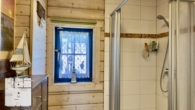 Erschlossenes Grundstück mit Niedrigenergiehaus - Provisionsfrei - Badezimmer