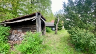 Holzlager - Großes Baulandgrundstück mit liebevoll restauriertem Fachwerkhaus