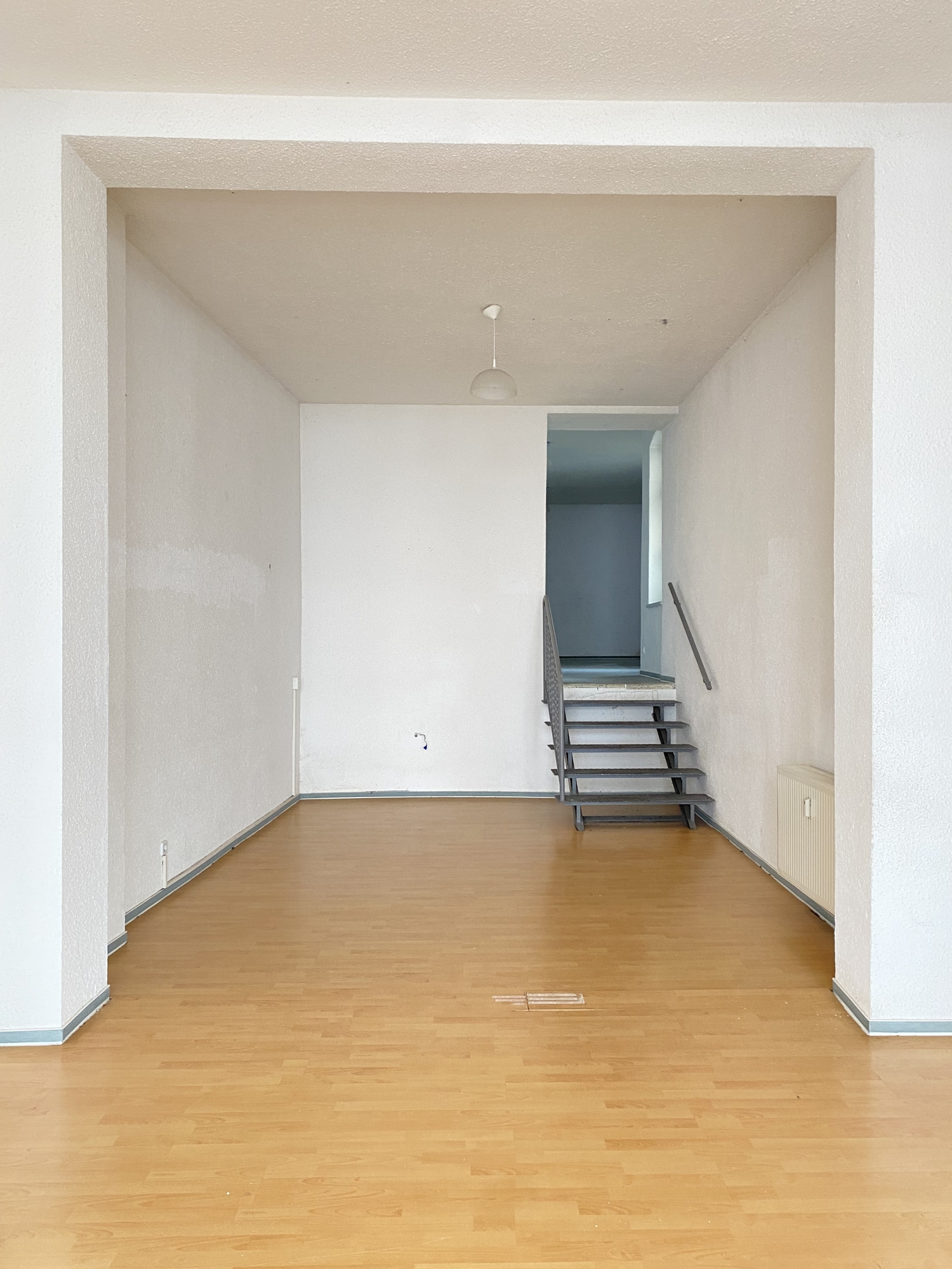 J17_Gewerbe_hintere Verkaufsfläche