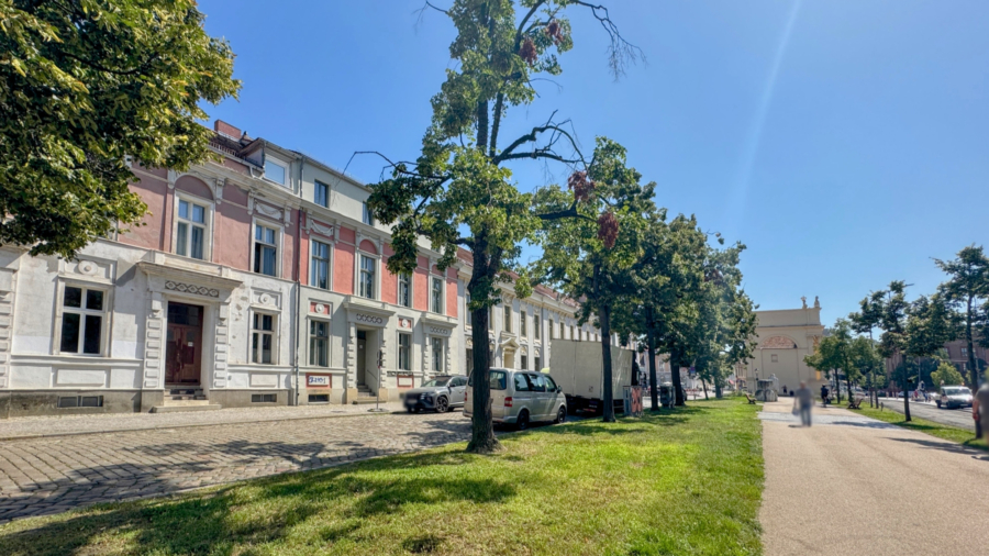 Erstbezug nach Sanierung – Moderne Wohnung mit Einbauküche in perfekter City-Lage, 14467 Potsdam, Erdgeschosswohnung