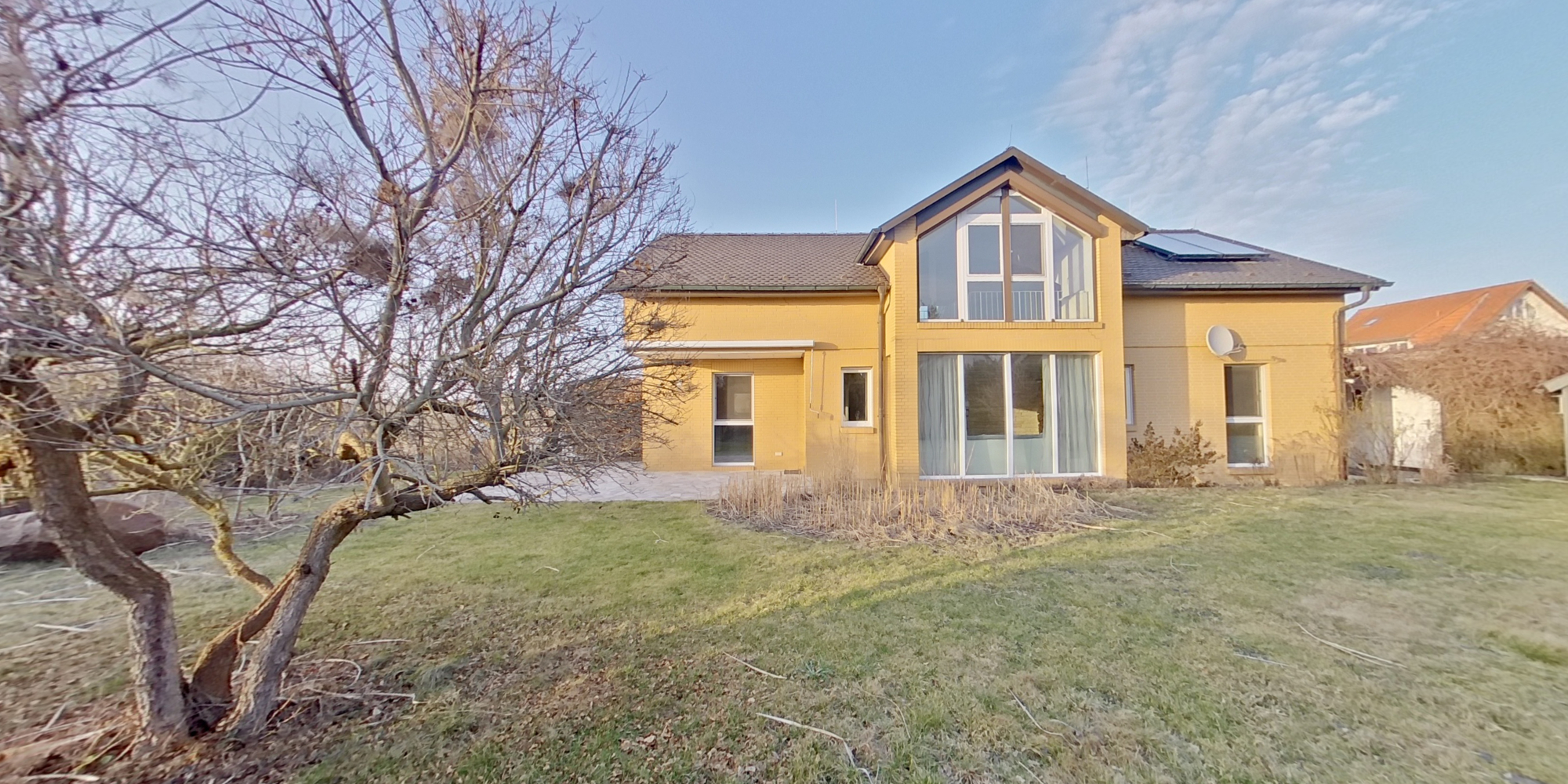 Hochwertiges Einfamilienhaus mit traumhaftem Ausblick und Wellnessbereich in Potsdam-Satzkorn