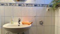 Moderner 4-Seitenhof bietet Platz und Charme für alle Lebensphasen! - Gäste-WC in der Waschküche