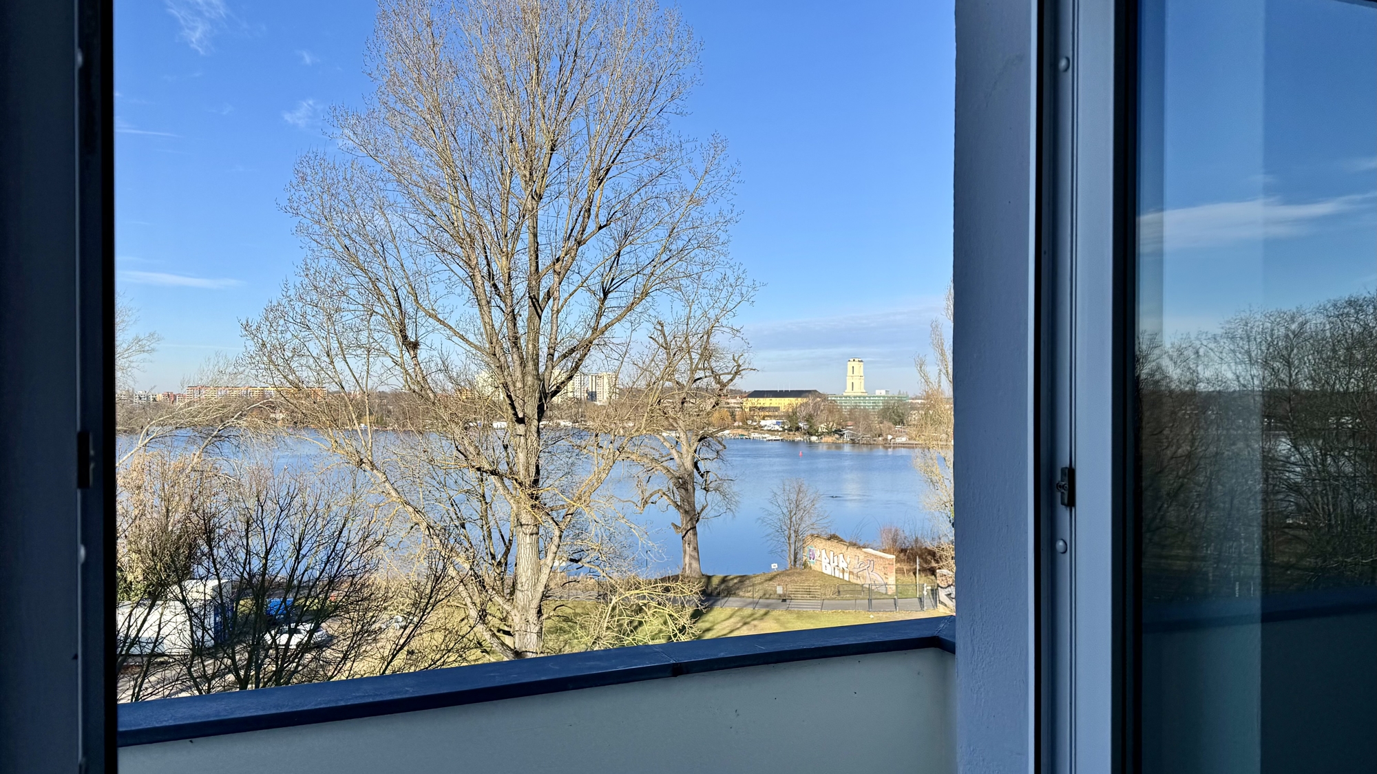 Blick aus dem Schlafzimmer auf die Havel