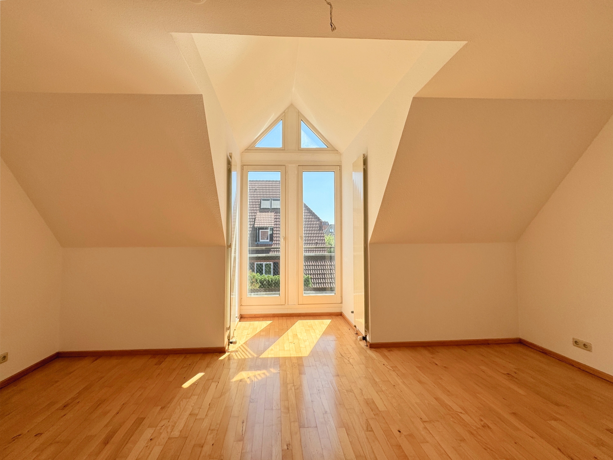 Schlafzimmer mit Balkon