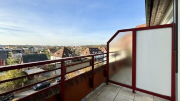 Bezugsfreie Wohnung mit Dachterrasse, Gäste-WC & zwei TG-Stellplätzen, 14542 Werder (Havel), Etagenwohnung