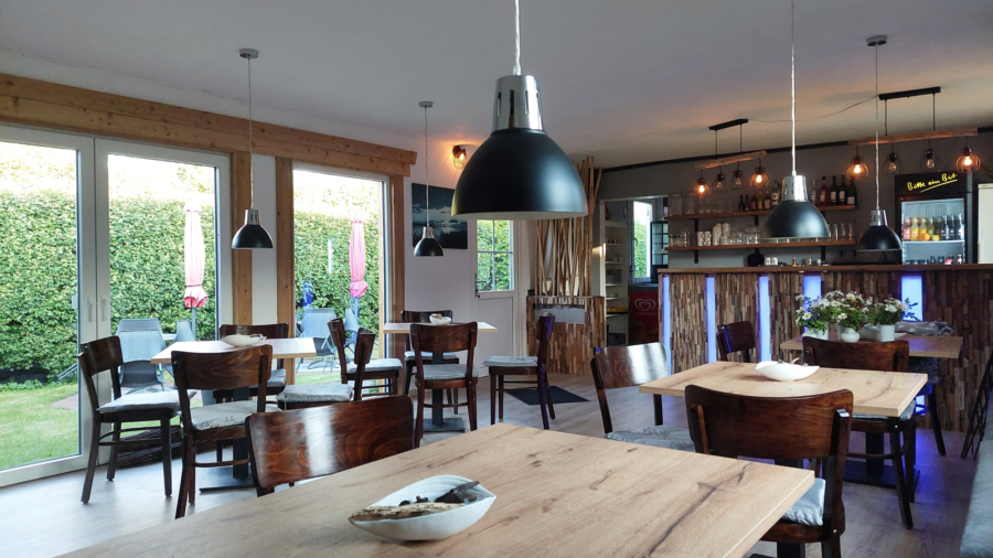 75 m² Restaurante & 3 Ferienwohnungen, 18565 Vitte, Haus