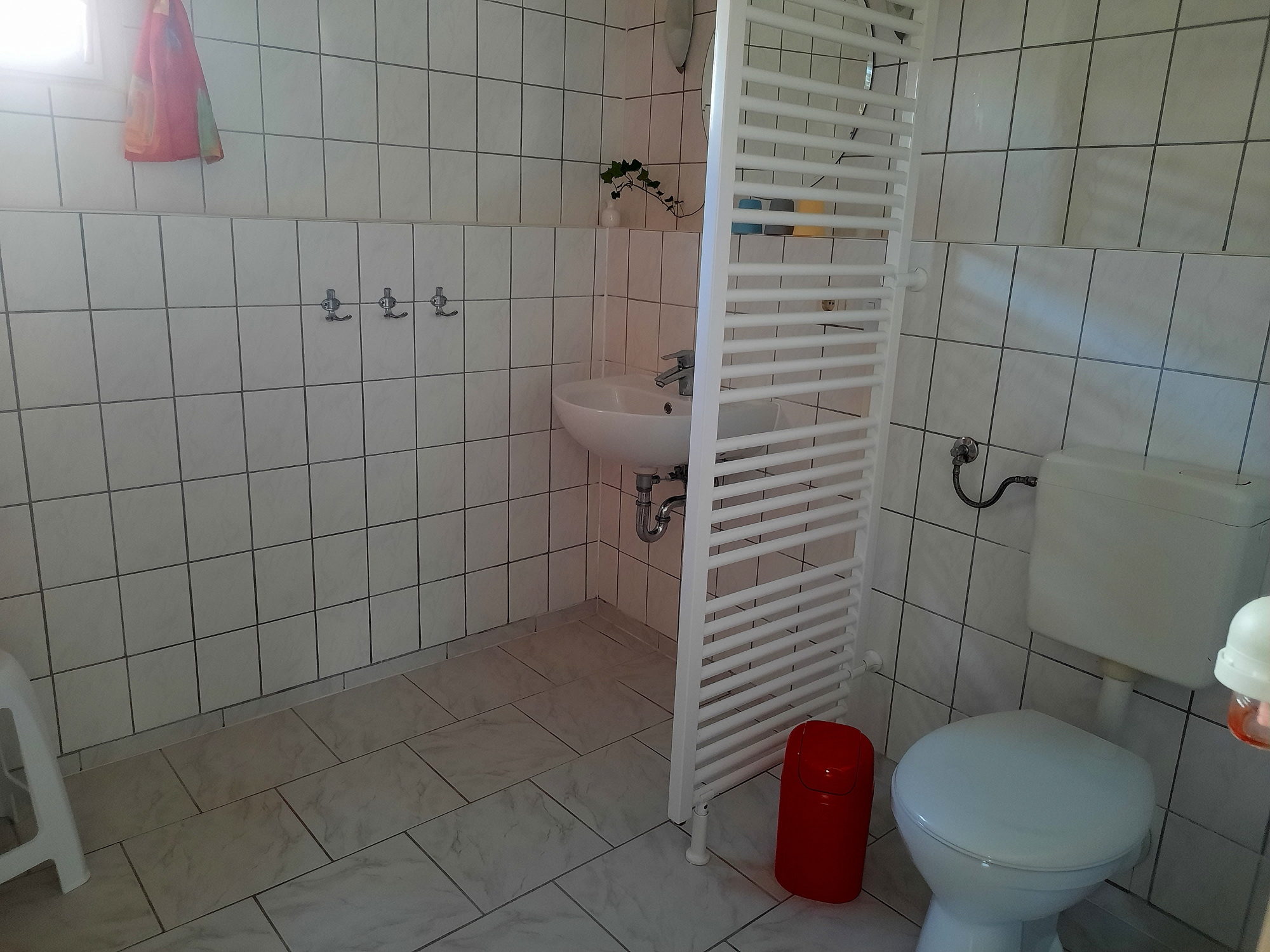 Große Ferienwohnung-Badezimmer