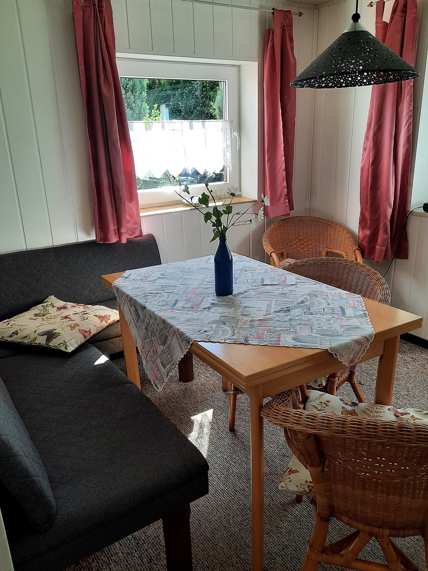 Große Ferienwohnung-Essbereich