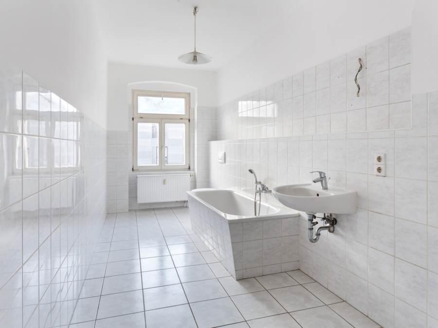 Helle Wohnung mit Einbauküche & Tageslichtbad nah Bahnhof & Einkaufsstraße - Photo 5